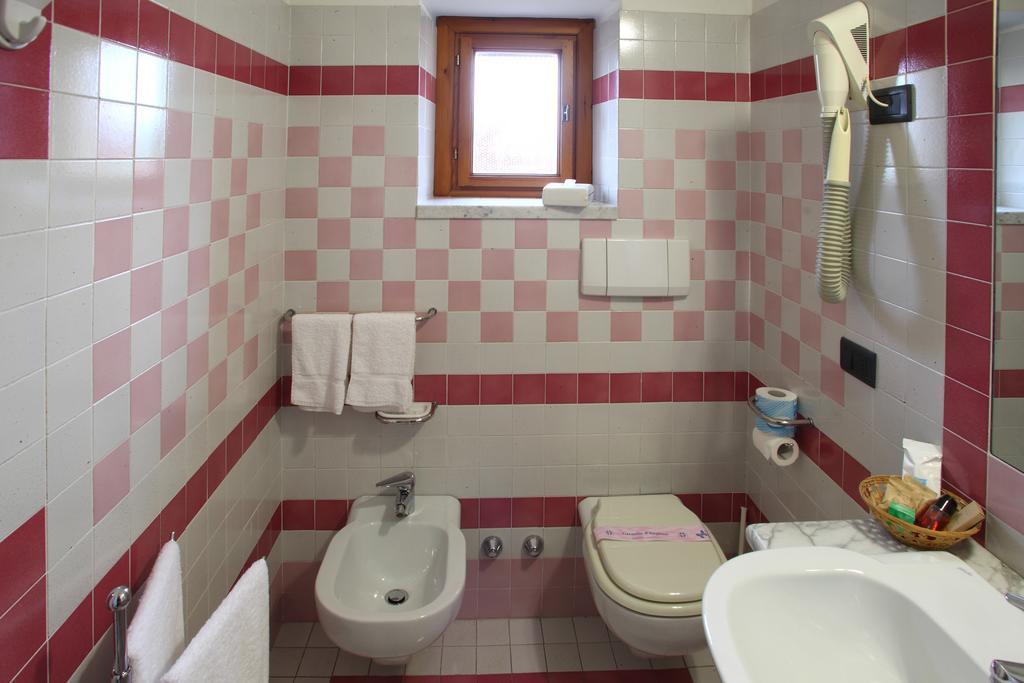 Residence Golf Club Ristorante Centanni Bagno A Ripoli Luaran gambar