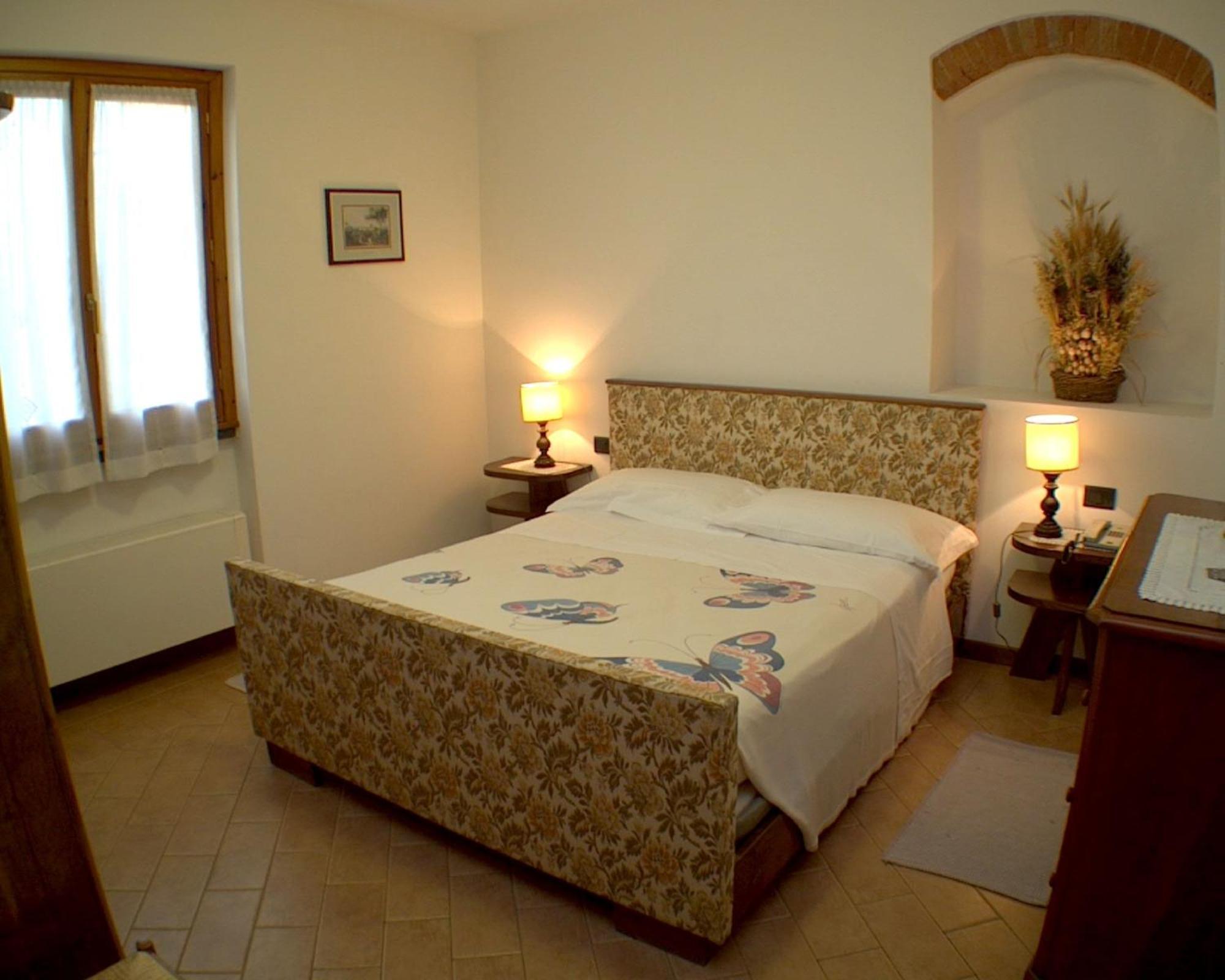 Residence Golf Club Ristorante Centanni Bagno A Ripoli Bilik gambar