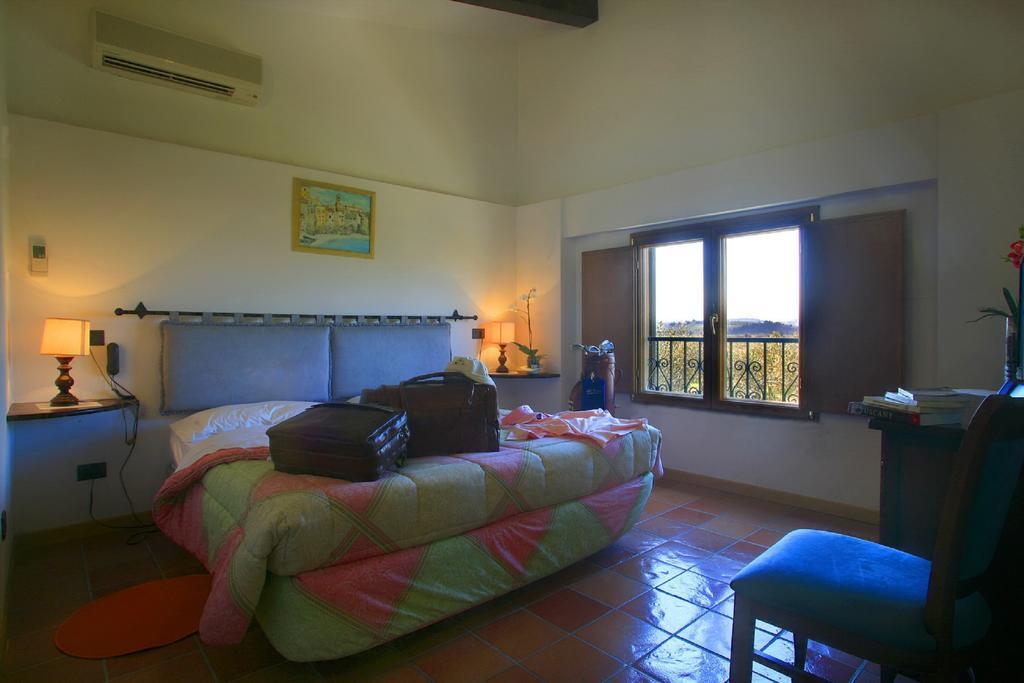 Residence Golf Club Ristorante Centanni Bagno A Ripoli Bilik gambar
